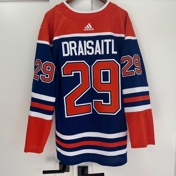 Official Edmonton Oilers Leon Draisaitl #29 NHL Jersey - Picture 2 of 9